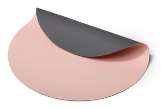 jay_hill_placemat_donkergrijs_roze_rond