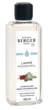 lampe-berger-navulling-beneath-christmas-tree
