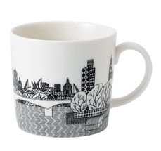 Royal_Doulton_Beker_London_Calling_London_Bridge.jpg