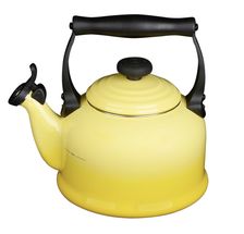 le_creuset_fluitketel_geel