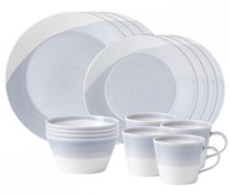 Royal_Doulton_Serviesset_1815_Blue.jpg