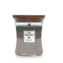 WoodWick Geurkaars Medium Trilogy Cozy Cabin - 11 cm / ø 10 cm