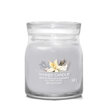 Yankee Candle Geurkaars Medium - met 2 lonten - Smoked Vanilla &amp; Cashmere - 11 cm / ø 9 cm