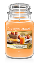 Yankee Candle Geurkaars Large Farm Fresh Peach - 17 cm / ø 11 cm