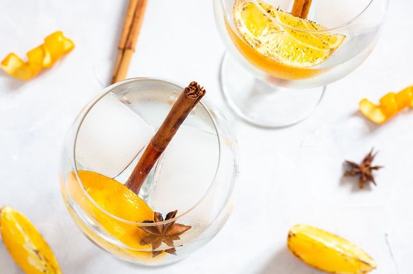 Gin Tonic met sinaasappel en kaneel