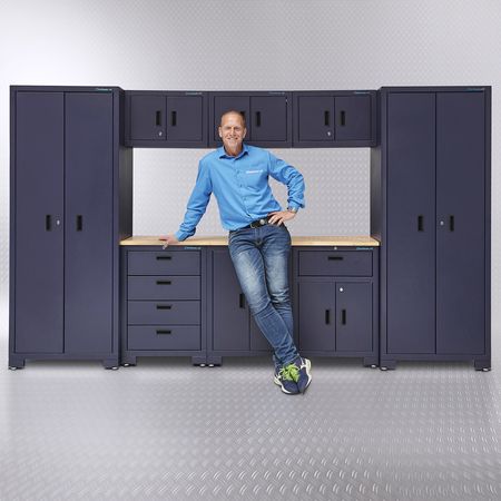 garageinrichting-blauw-met-houten-werkblad- werkbank180cm.jpg