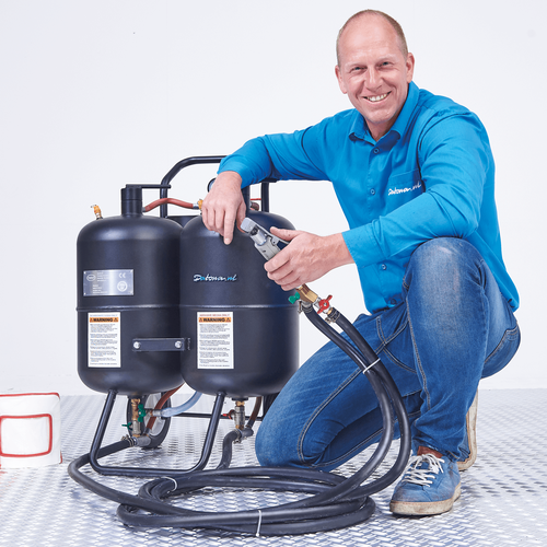Straalketel afwisselen straalmiddel 74 liter