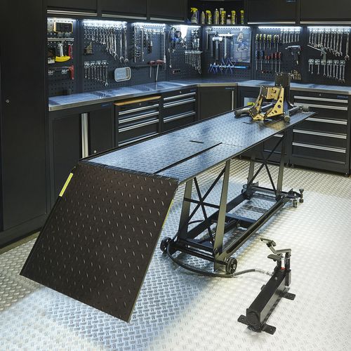 Zwarte motorheftafel 450 kg met luxe rijklem