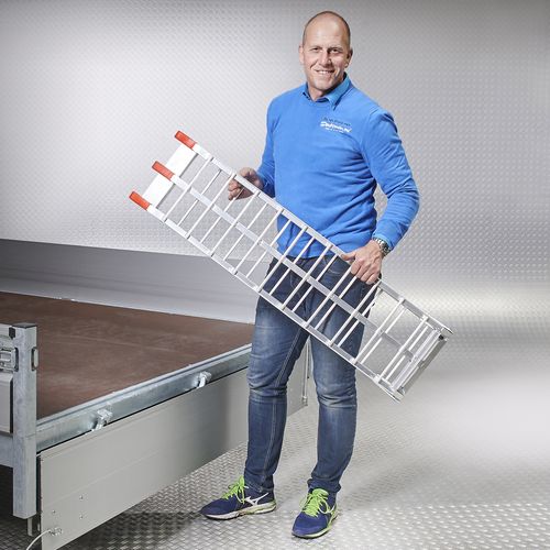 aluminium-opvouwbare-oprijplaat.jpg