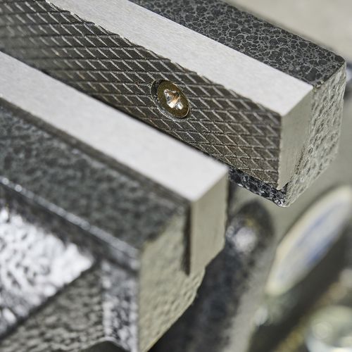 bankschroef werkstuk vastklemmen