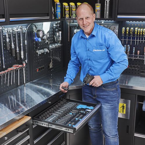 dop pakken uit lade voor product