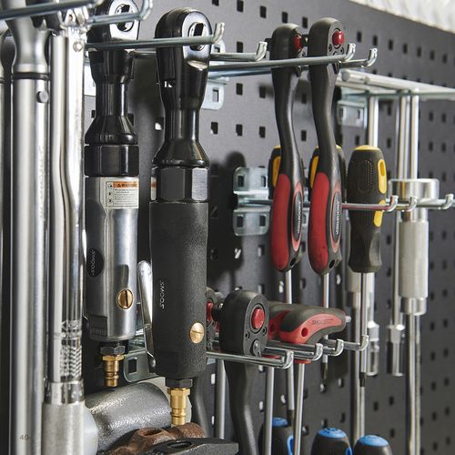 Gereedschap ophangen aan haken