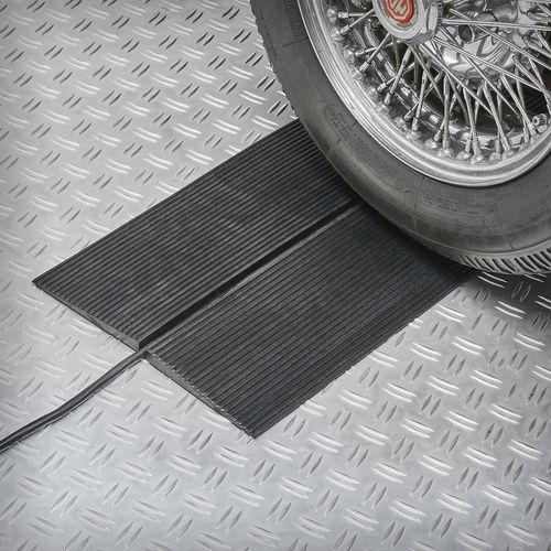 kabelbrug-auto-garage-motoren.jpg