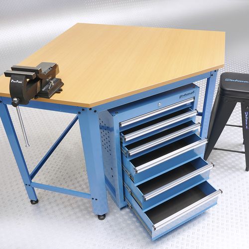 kastje-met-werktafel-garage.jpg