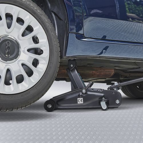 krik 2 ton onder auto