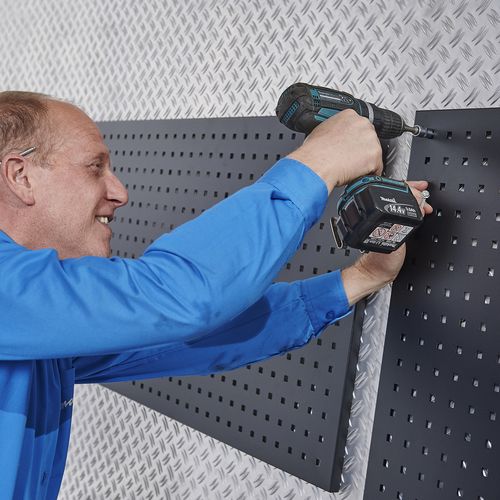 monteren van gereedschapsbord