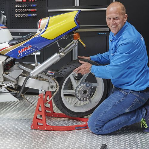 paddockstand achterwiel rood
