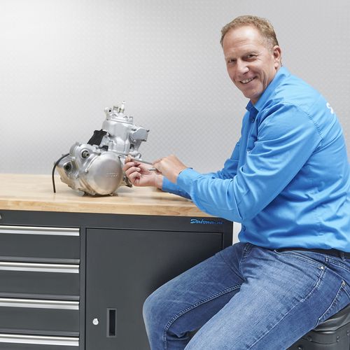 werkbanken-gereedschapskasten-garage.jpg
