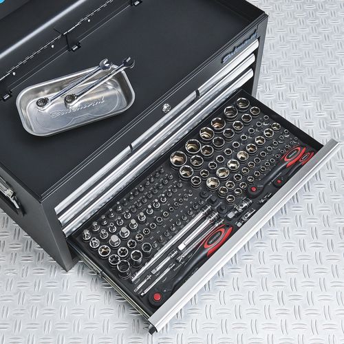 zwarte-toolbox-vol-gereedschap.jpg
