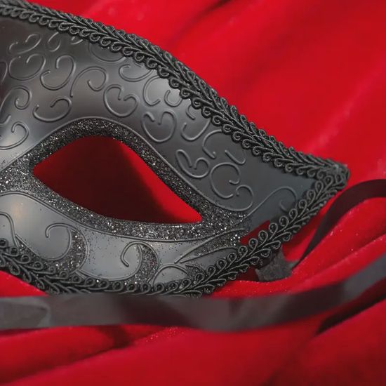 Cape Specialist - Masker - met Glitter - Zwart