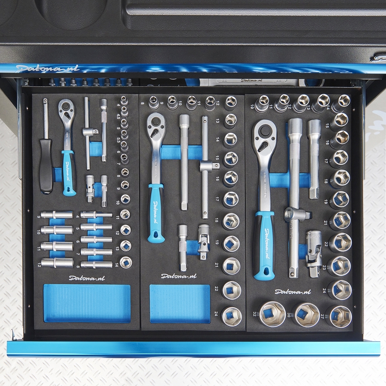 Gereedschap-hersteller-auto-monteur.jpg