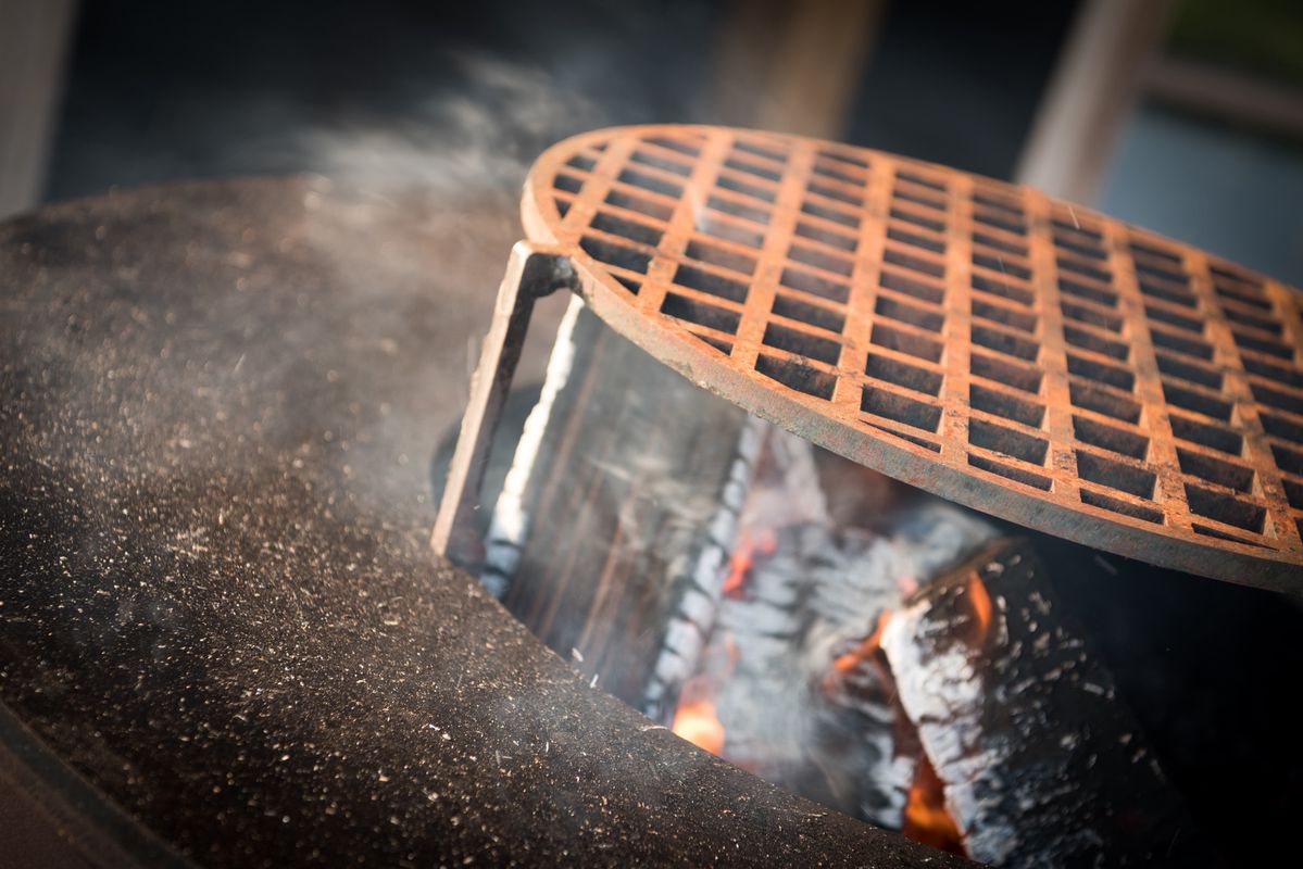 White Fire BBQ Deksel Kopen? Barbecue Deksel | Cookinglife! White Fire BBQ Rooster Kopen? Barbecue Rooster | Cookinglife!
